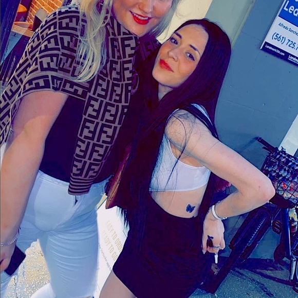 Meet your Posher, Casey - Picture 5 of 14